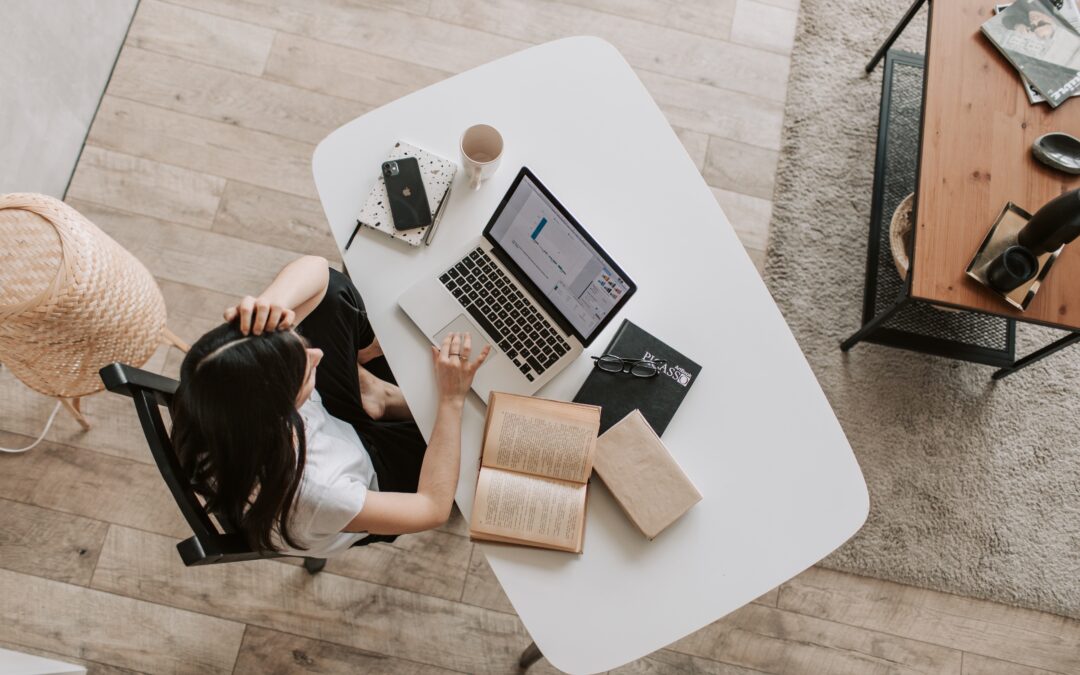 How To Enable a Hybrid Working Environment With a VoIP Phone System